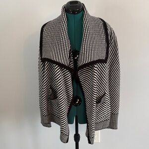 DEX Monochrome Knit Open Sweater